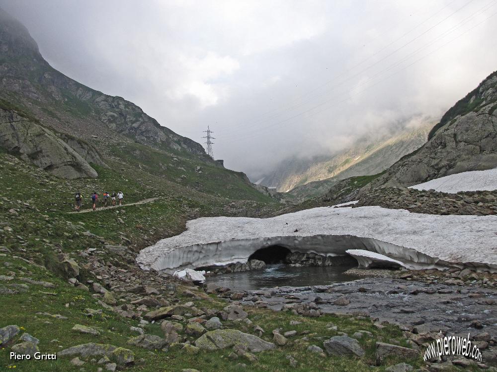 99 A inizio agosto ancora tanta neve.jpg